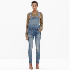 Madewell skinny overalls in Adrian Wash